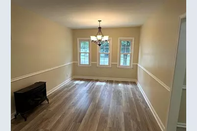 121 Hunt Drive NE, Calhoun, GA 30701 - Photo 8