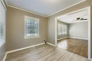 381 W Candler St, Winder, GA 30680 - Photo 10