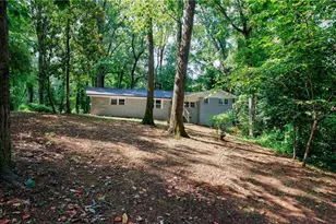 4305 Christine Ct, Decatur, GA 30035 - Photo 4