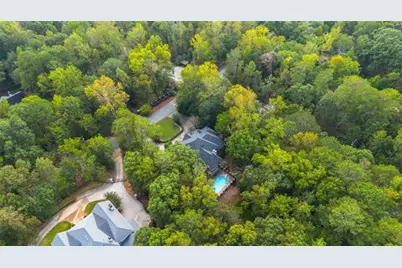 1670 Riverside Road, Roswell, GA 30076 - Photo 4