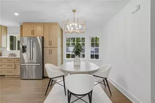 5786 Broxton Circle, Peachtree Corners, GA 30092 - Photo 18