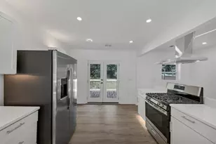 733 Pegg Rd SW, Atlanta, GA 30315 - Photo 18