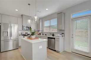 7753 Medieval St, Fairburn, GA 30213 - Photo 16