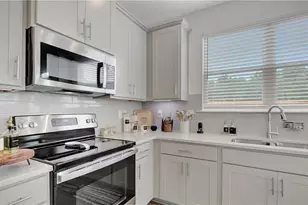 7753 Medieval St, Fairburn, GA 30213 - Photo 18