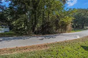 1961 Kenwood Rd SE, Smyrna, GA 30082 - Photo 28