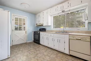 1961 Kenwood Rd SE, Smyrna, GA 30082 - Photo 10