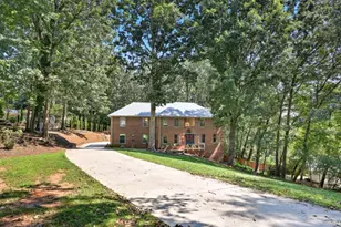 3810 Hardy Pl, Gainesville, GA 30506 - Photo 2