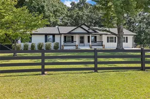 1686 Norton Estates Dr, Snellville, GA 30078 - Photo 1