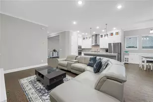 6956 River Rock Drive, Flowery Branch, GA 30542 - Photo 10