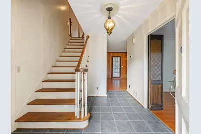 654 Grove Parkway SE, Marietta, GA 30067 - Photo 2