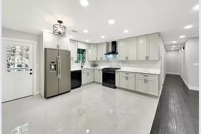 2555 Rexs Place, Buford, GA 30519 - Photo 4