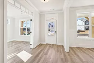 5248 Baymont Dr, Gainesville, GA 30507 - Photo 2