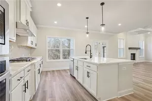 5248 Baymont Dr, Gainesville, GA 30507 - Photo 10