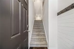 1228 Liberty Pkwy NW, Atlanta, GA 30318 - Photo 6