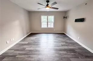 606 Mill Pond Dr, Smyrna, GA 30082 - Photo 14