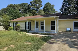 219 Heritage Way, Auburn, GA 30011 - Photo 2