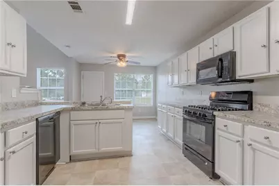 670 Burtons Cove, Hampton, GA 30228 - Photo 12