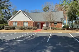 596 Windchase Ln, Stone Mountain, GA 30083 - Photo 22