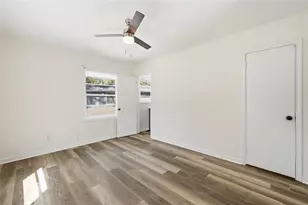 2564 Riggs Dr, Atlanta, GA 30344 - Photo 10