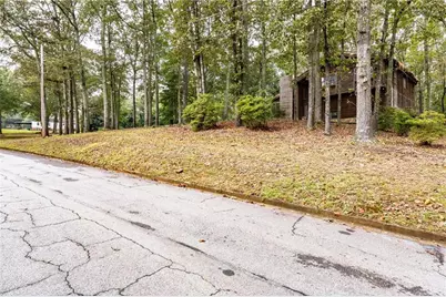 5590 Lakeview Drive SW, Austell, GA 30106 - Photo 32