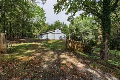 5590 Lakeview Drive SW, Austell, GA 30106 - Photo 4