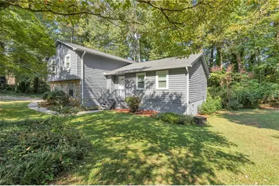 4907 Habersham Ridge SW, Lilburn, GA 30047 - Photo 4