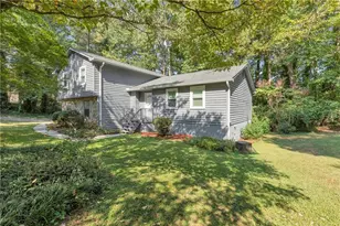 4907 Habersham Ridge SW, Lilburn, GA 30047 - Photo 4