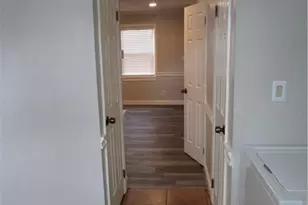 1235 Riverside Dr, Gainesville, GA 30501 - Photo 8