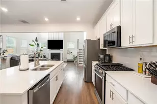 556 Hyde Rdg Trl, Loganville, GA 30052 - Photo 10