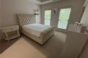 811 Park Manor Dr SE, Smyrna, GA 30082 - Photo 14