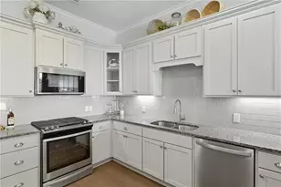 227 Fort King George Dr, Darien, GA 31305 - Photo 8