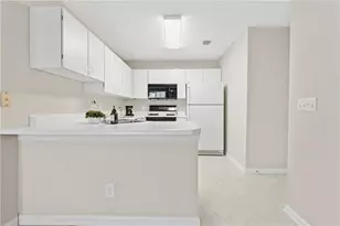 1277 Parkside Club Dr, Lawrenceville, GA 30044 - Photo 14