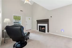 1277 Parkside Club Dr, Lawrenceville, GA 30044 - Photo 8