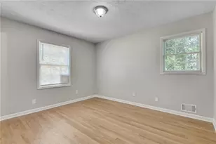 6278 Thornhedge Dr, Riverdale, GA 30296 - Photo 12