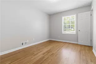 6278 Thornhedge Dr, Riverdale, GA 30296 - Photo 16