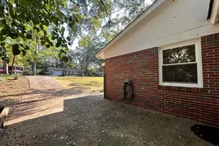 898 Verona Dr, Clarkston, GA 30021 - Photo 30