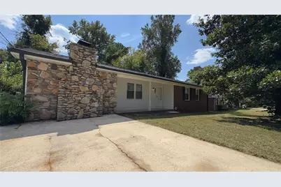 4105 Emerald Lake Drive, Decatur, GA 30035 - Photo 2