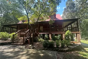 8275 Pea Ridge Rd, Cornelia, GA 30531 - Photo 2