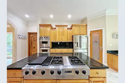 6709 Wooded Cove Court, Flowery Branch, GA 30542 - Photo 28