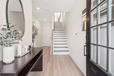 1967 Hollywood Road NW #18, Atlanta, GA 30318 - Photo 8