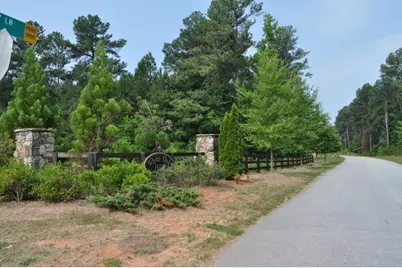 535 Penny Lane, Loganville, GA 30052 - Photo 2
