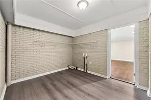 1024 Magnolia Dr SE, Smyrna, GA 30082 - Photo 16