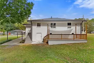 1024 Magnolia Dr SE, Smyrna, GA 30082 - Photo 20