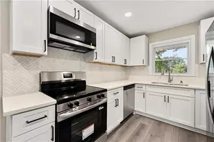 1024 Magnolia Dr SE, Smyrna, GA 30082 - Photo 8