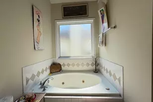 1366 Brookhaven Village Cir NE, Atlanta, GA 30319 - Photo 30