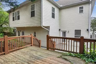 1366 Brookhaven Village Cir NE, Atlanta, GA 30319 - Photo 42