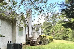 1306 Desoto Falls Ct SW, Atlanta, GA 30311 - Photo 4