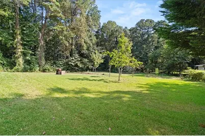 2410 Rugby Avenue, Atlanta, GA 30337 - Photo 32