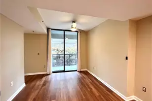 3040 Peachtree Rd NW, Atlanta, GA 30305 - Photo 18