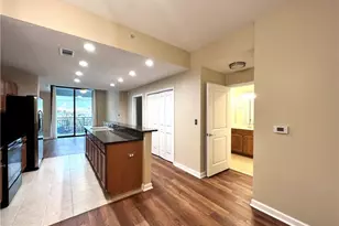 3040 Peachtree Rd NW, Atlanta, GA 30305 - Photo 8